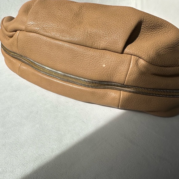 SOLD ❗️PRADA Vitello Daino Shoulder Bag Beige - Picture 10 of 15